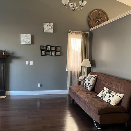 Citadel Cozy Quilt Private Bedroom Calgary Luaran gambar